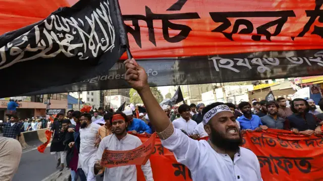 Militant Resurgence in Bangladesh Stokes Fear Among LGBTIQ+ and Rights Activists